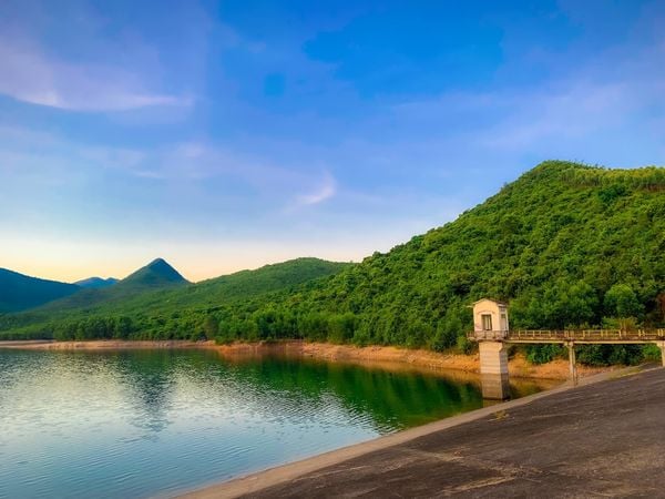 Hồ Long Mỹ - điểm dã ngoại lý tưởng cho giới trẻ