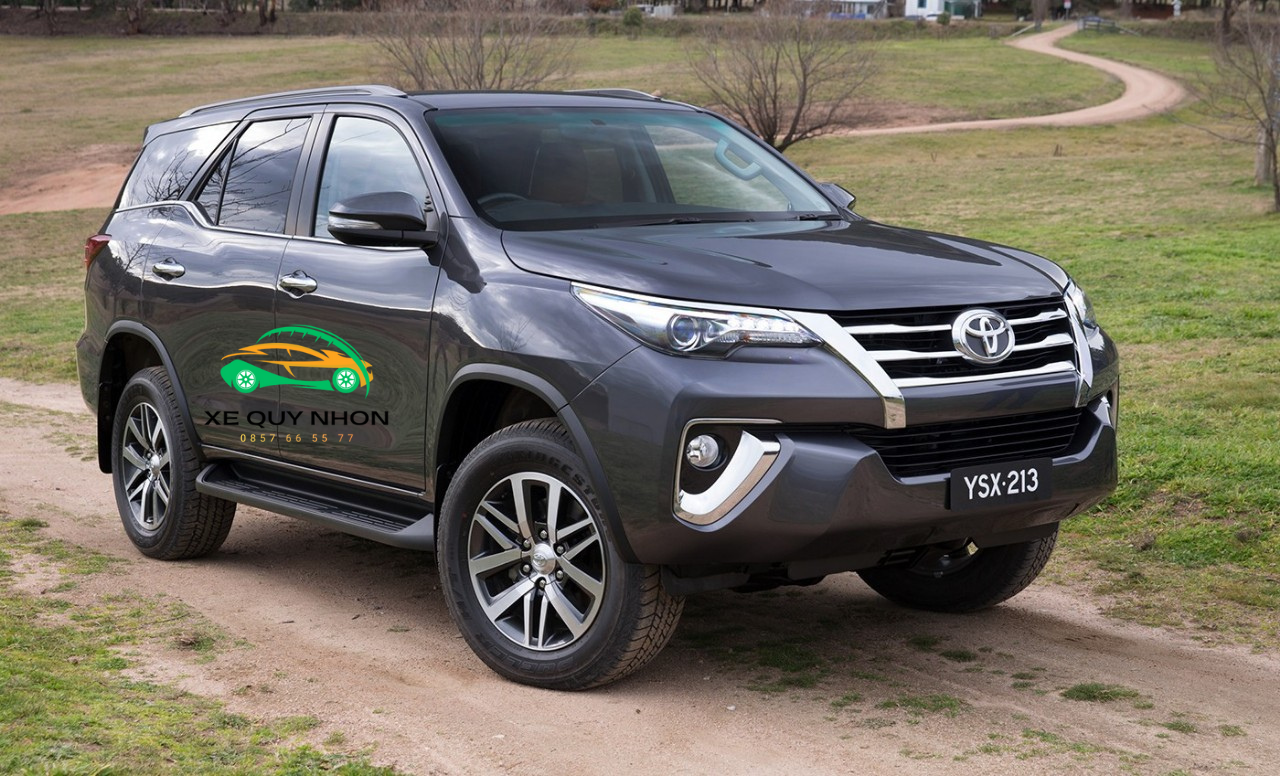 xe-7-cho-san-bay-quy-nhon-gia-300k-taxi-quy-nhon